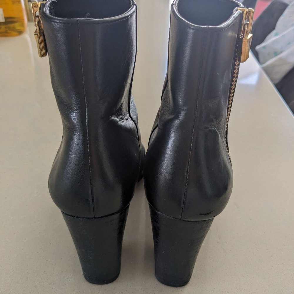Michael Kors Black Leather Boots - Picture 7 of 15